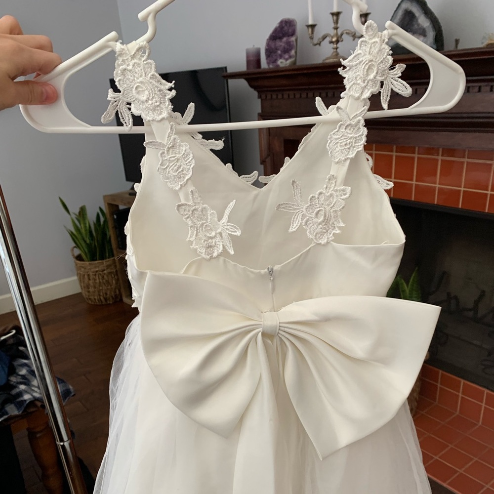 FLOWER GIRL DRESS Perfect Condition - Picture 5 of 7